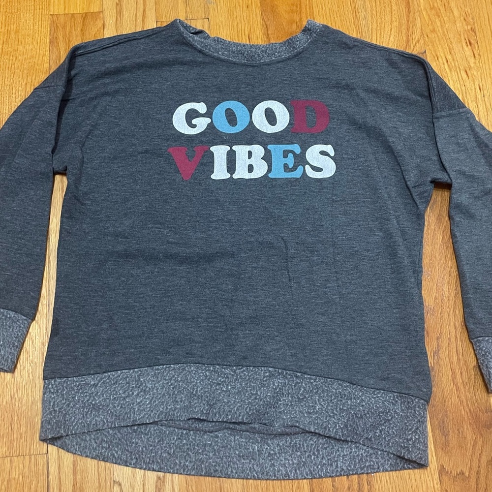 DAYDREAMER Good Vibes Sweatshirt